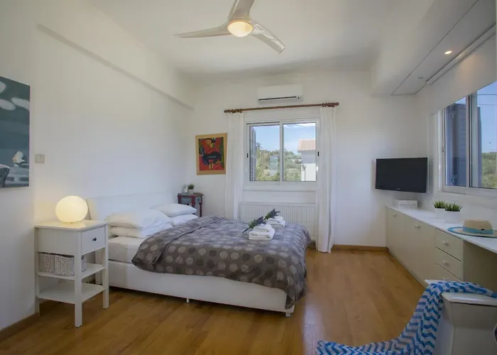 Mazeri ヴィラ プロタラス